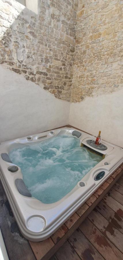 L'Acqua Dolce - La Rochelle - île de Ré - Jacuzzi Appartamento Esterno foto